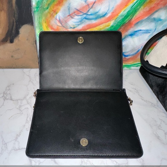 Tory Burch Envelope Flap - Picture 3 of 5